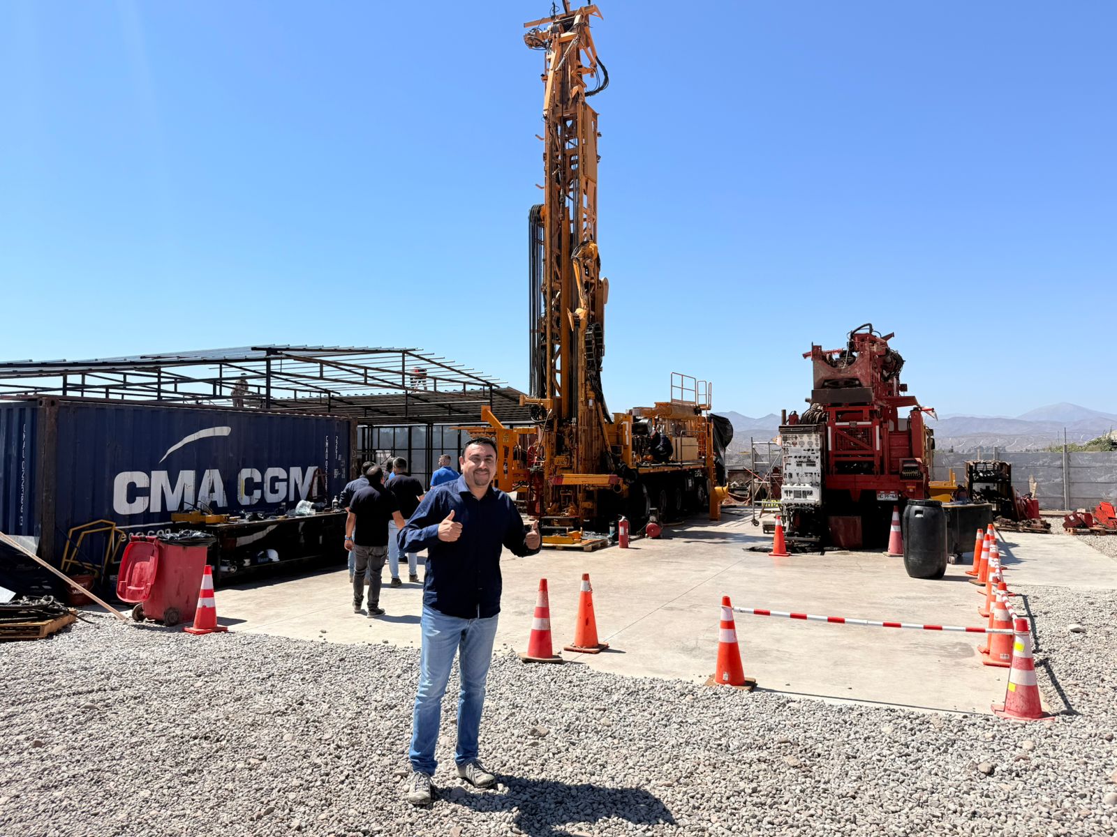 Empresa recon Drilling con nuestro distribuidor Bls